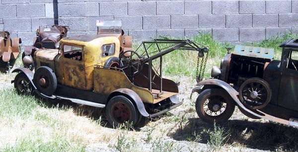 Tow truck by Rob Valentine, Valentine Armouries